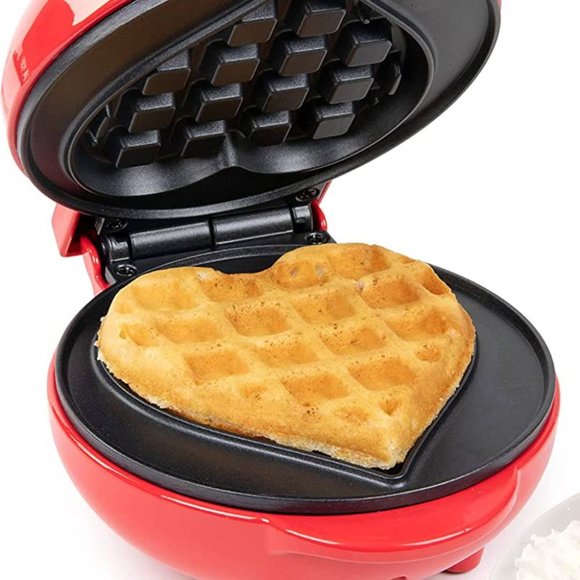 Brand New in Box - Heart Shaped Waffle Marker - Picture 2 of 6